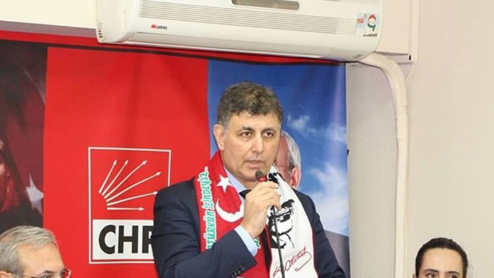İzmir’de Siyasi Gelişme: Tugay CHP’den Ayrıldı